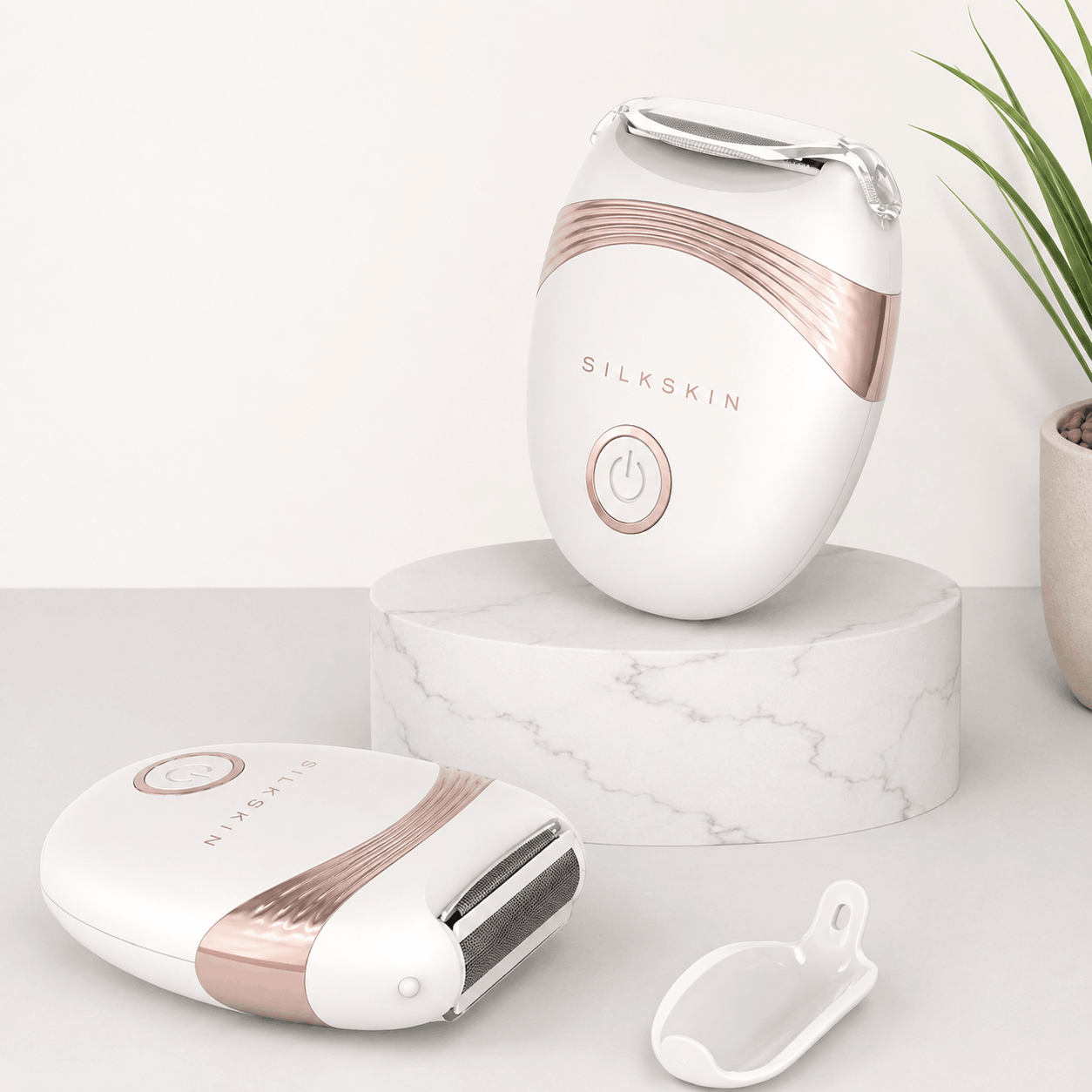 Elektrischer Mini-Rasierer SilkSkin SmoothGo